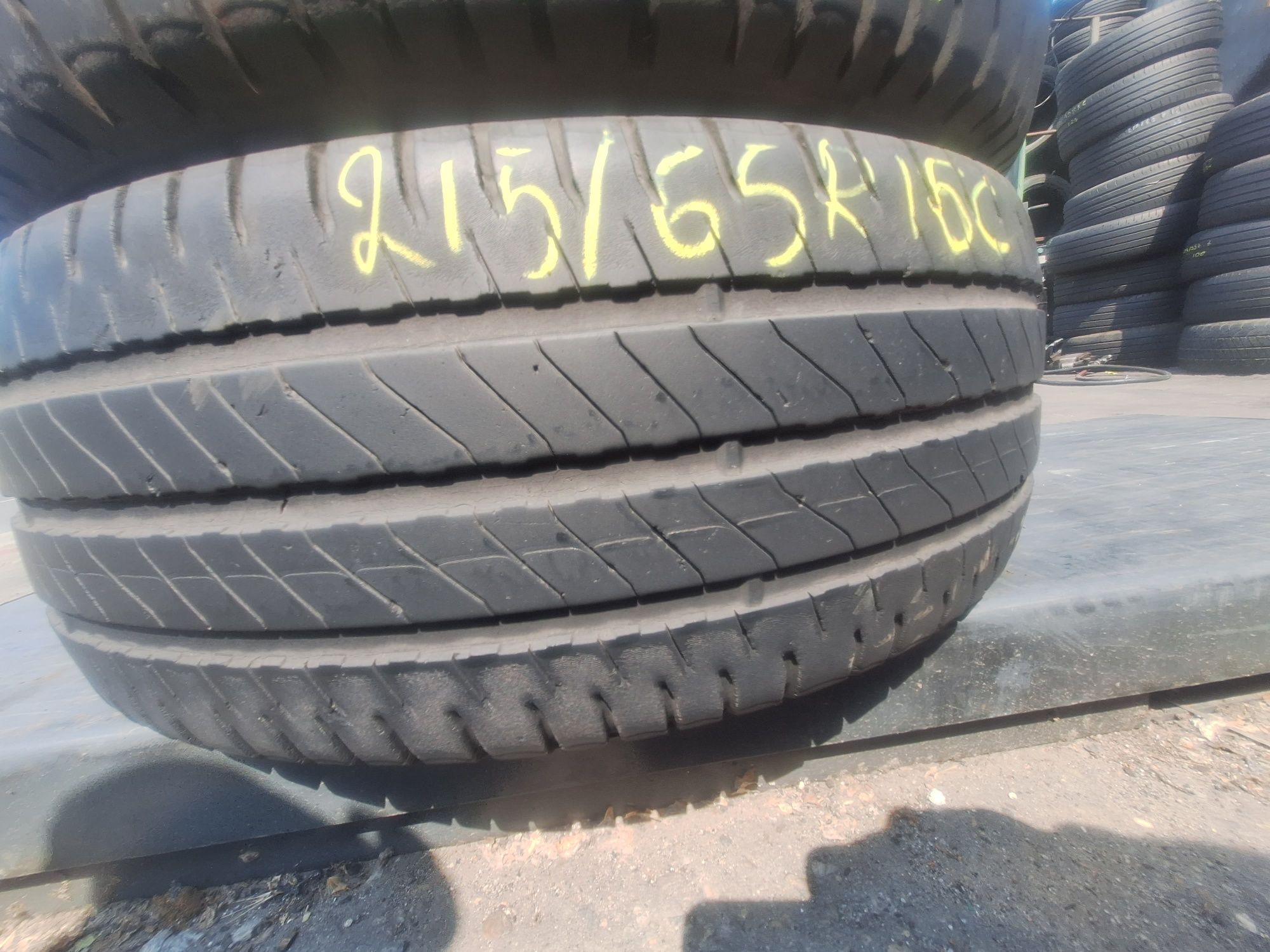 2 anvelope vara 215/65r16 C