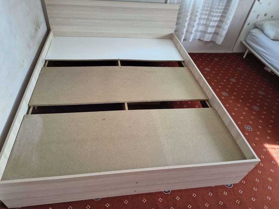 Vând urgent dormitor