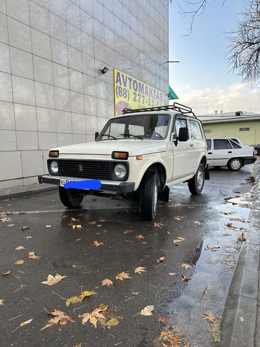 Продаётся автомобиль Нива 2121