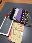 Vand cutie Iphone 11 + o folie protectie + 6 huse