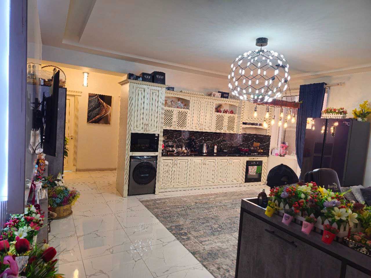 СРОЧНО !! Продается квартира в Яшнабаде 3/1/8 ( 88 кв/м ) Azia House