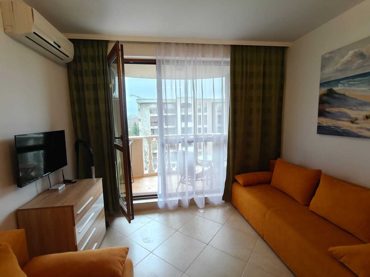 Продава се Едностаен апартамент в к.к. Слънчев бряг - 34 кв.м за 1795 €/кв.м - Снимка #2