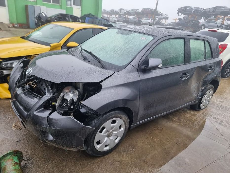scaune fata bancheta spate textil stop tripla stanga dreapta haion Toyota Urban Cruiser an 2010 motor 1.3 benzina 100cp  dezmembrez