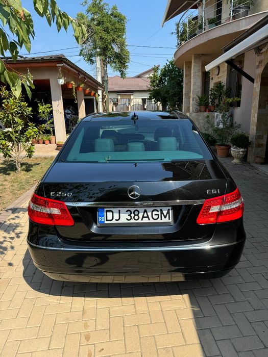 Mercedes-Benz E250 Diesel Elegance