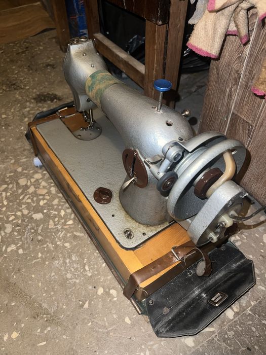 Советская швейная машинка