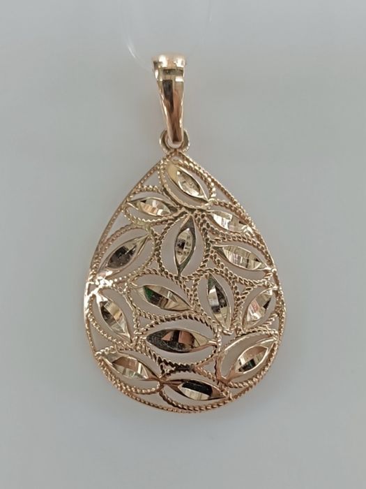 Золотой кулон 585 проба