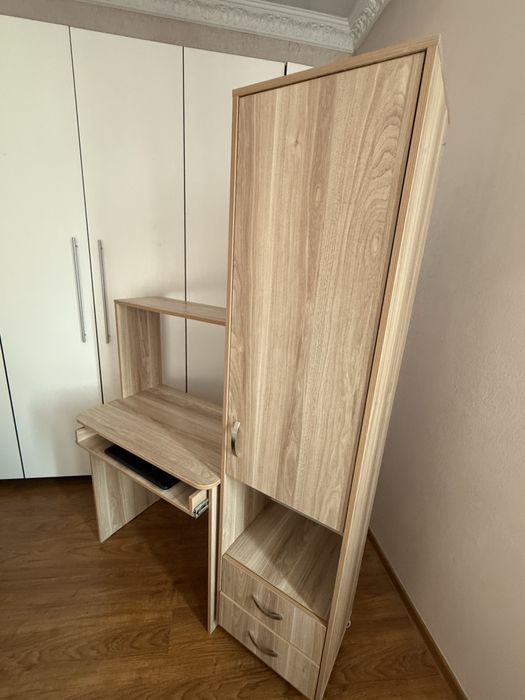 Компьтерный столик с отдельным шкафом