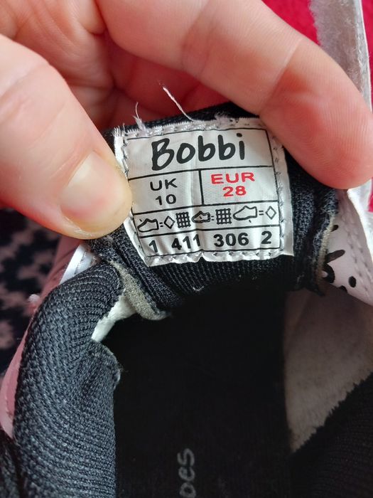Adidasi sport baiat nr 28
Stare excelenta,  fara defecte