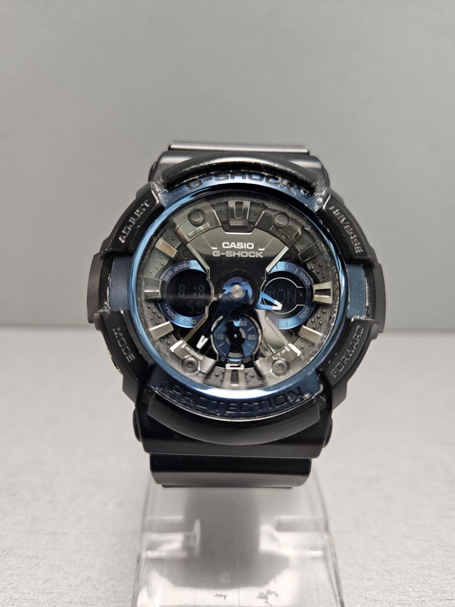 Casio G-shock GA-200CB