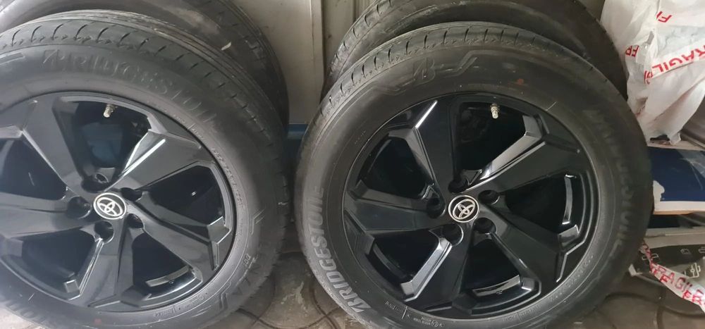 Set Jante Toyota cu Anvelope Bridgestone 225/60/R18 și senzori TPMS