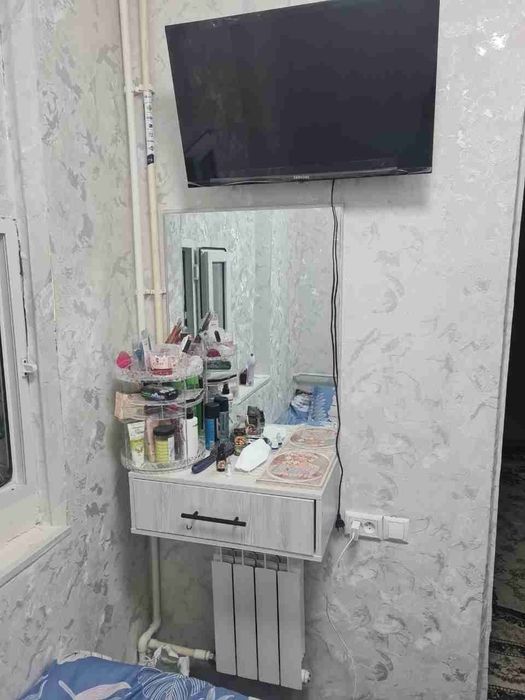 Продается 1в2 комнатная квартира