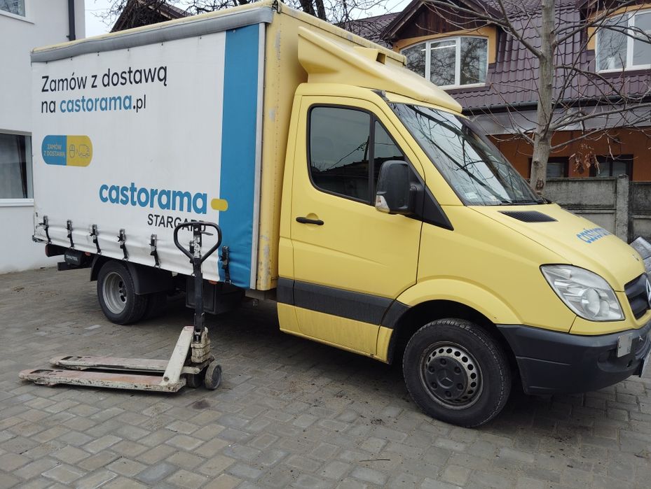 Transport marfa încărcare ,descărcare cu lift