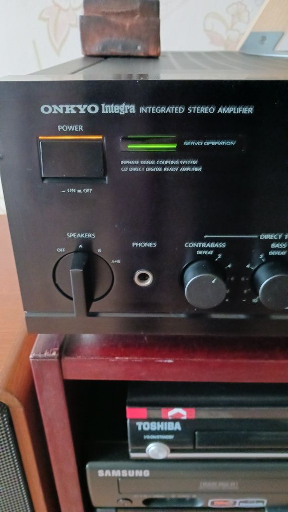 Onkyo Integra A 8170 Спешно!