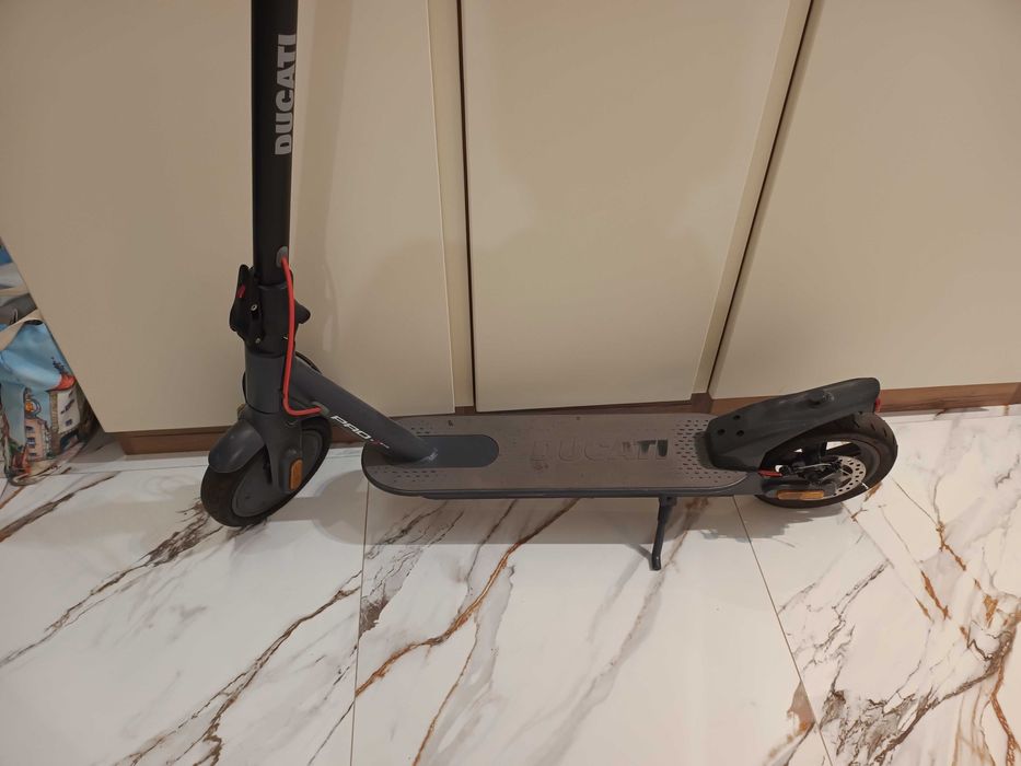 Електрическа тротинетка Ducati