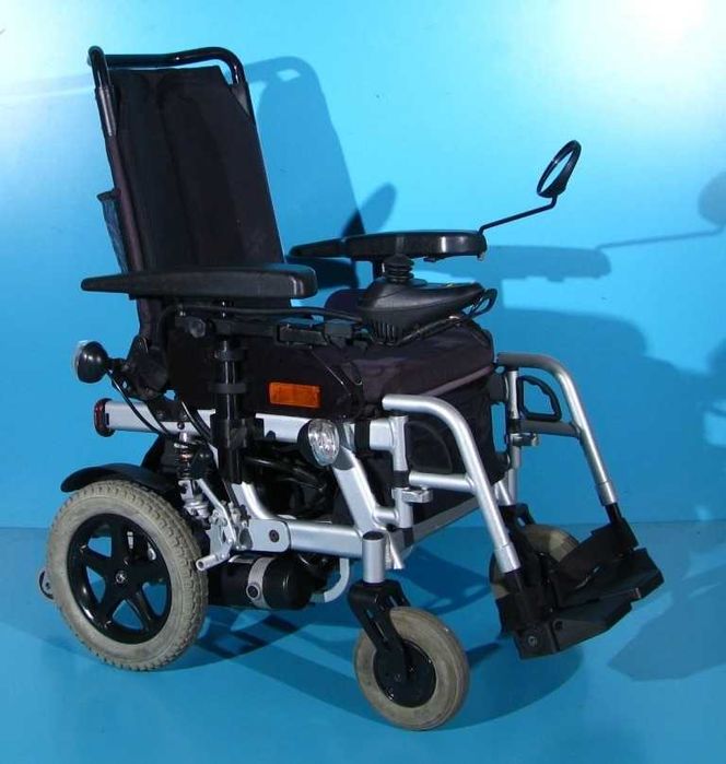 Carucior electric handicap/ invalizi B+B Eltego