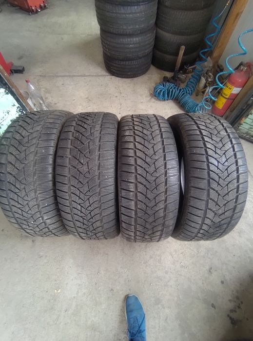 245/50/19 Dunlop
