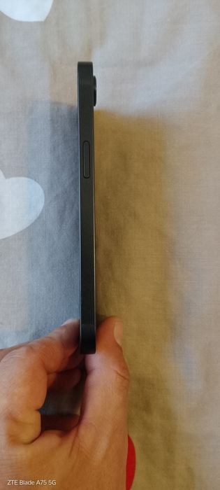 iPhone 16e, 128 GB, Black - Като нов