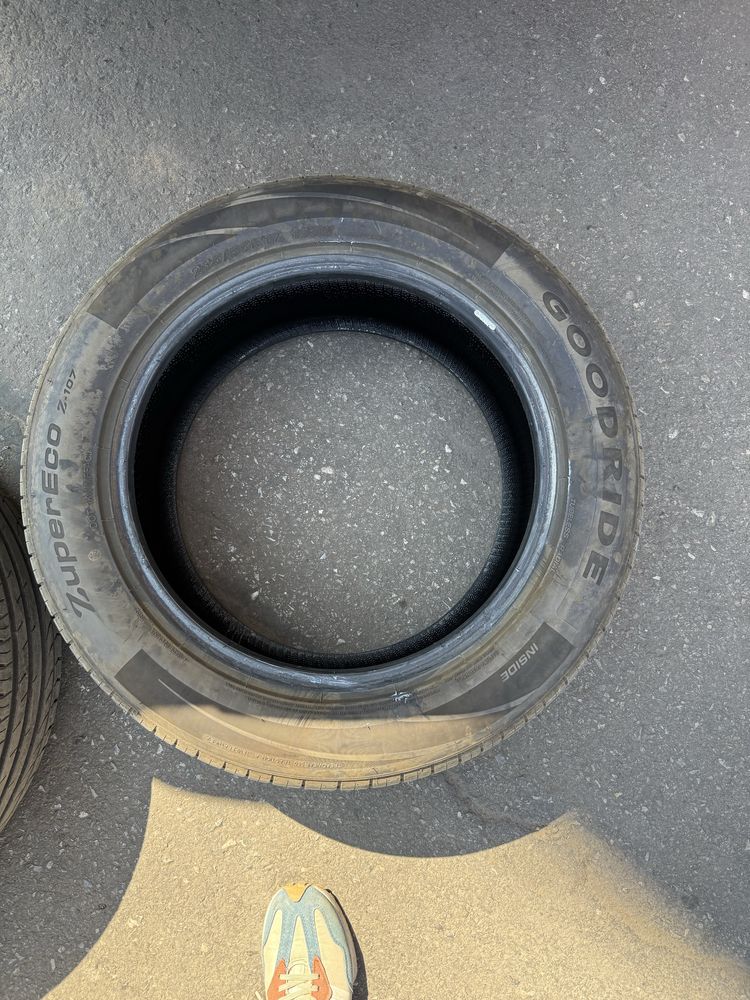 Goodride 235/55/17 dot4424