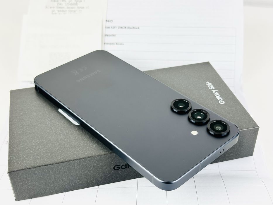 НОВ! Samsung Galaxy S25 Plus 5G 256GB 12RAM Blueblack 2г. Гаранция!