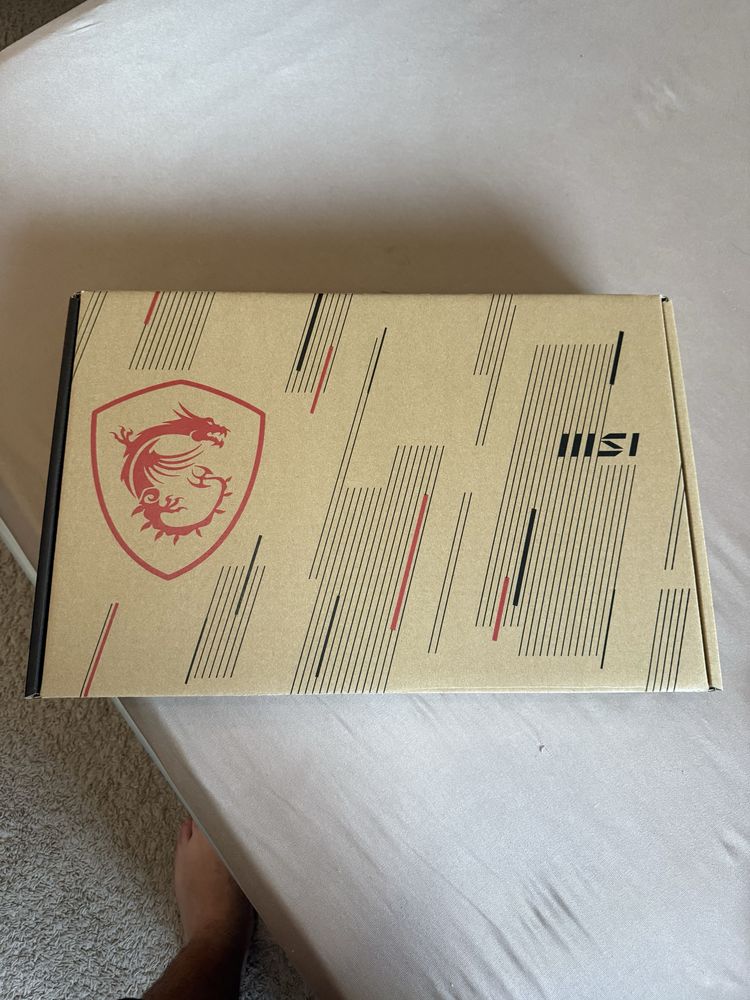 MSI Crosshair 15 B12UEZ