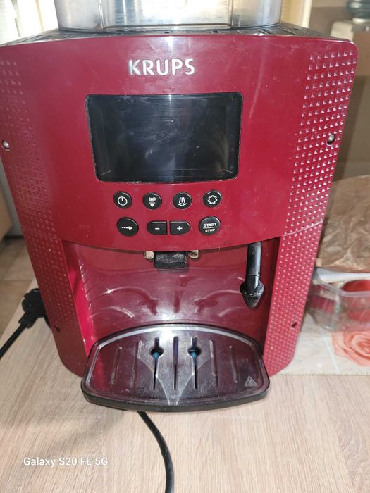 Expresor automat KRUPS defect