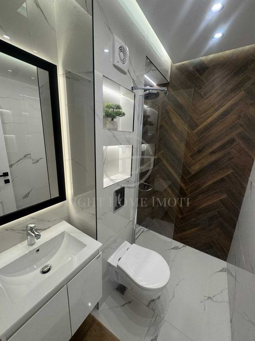 Продава се Двустаен апартамент в Пловдив, Христо Смирненски - 76 кв.м за 1914 €/кв.м - Снимка #7