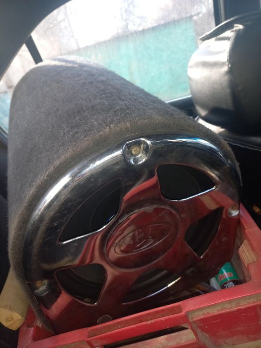 Продам сабб в хорошем состоянии