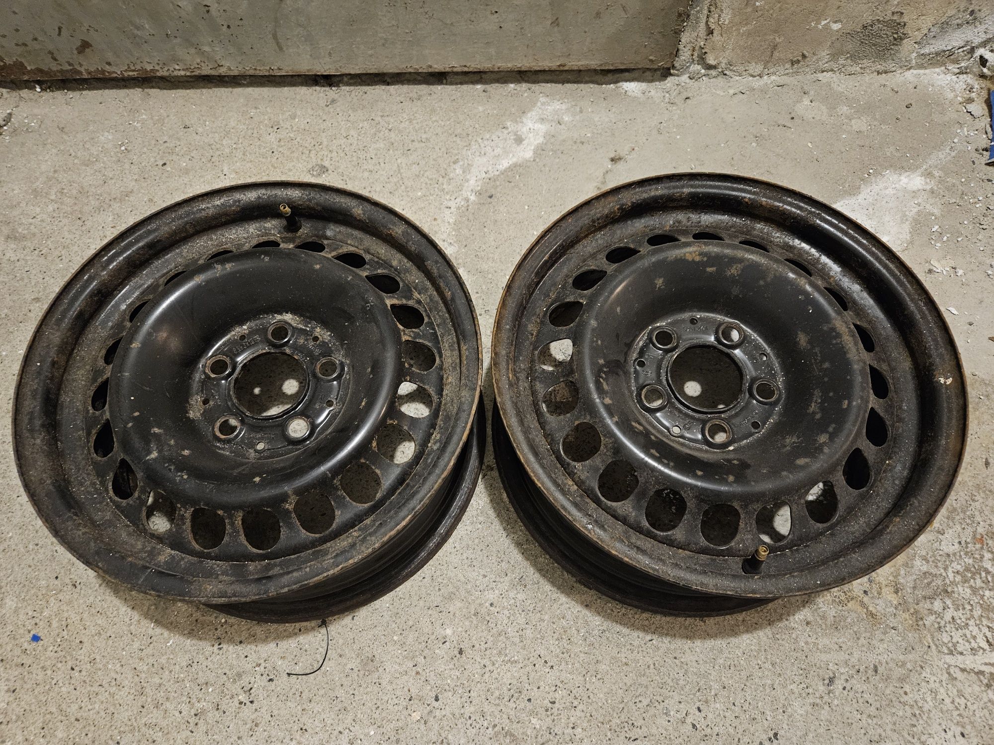 Джанти за Мерцедес Е клас 16", стоманени 15"  и капаци 15" оригинални