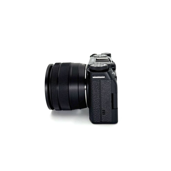 Fujifilm X-M5 Kit cu Obiectiv XC 15-45mm