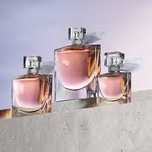 Parfum floral roz magnolie