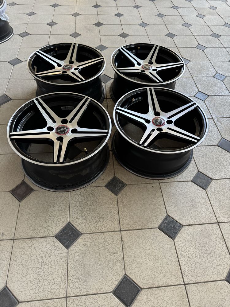 R-15 Vossen Диска.