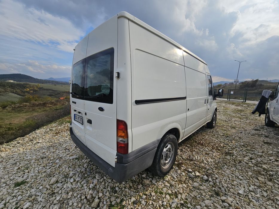 Форд Транзит 2.4 дизел 125 к. с.