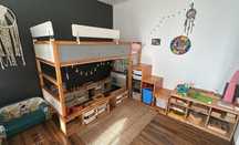 Set pat IKEA KURA + saltea + Trofast – cameră copil/adolescent

Set pa