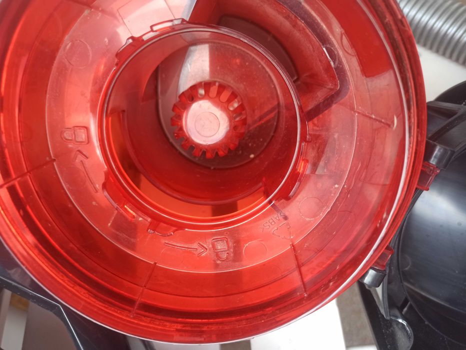 Dirt devil с хепа филтър