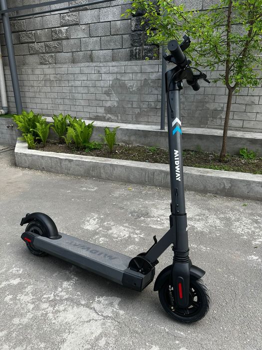 Продам самокат мидвей ацмакс про