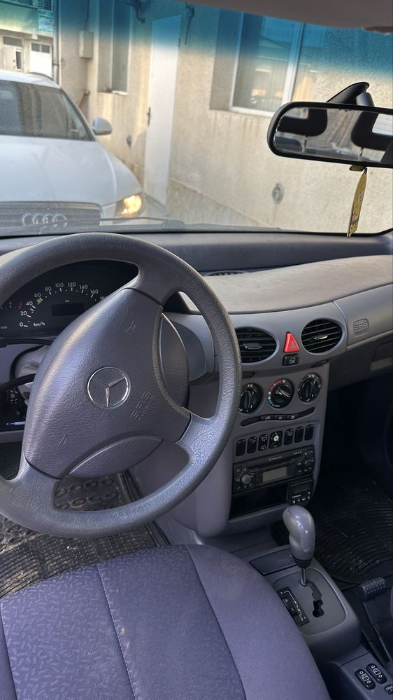 Mercedes-Benz A170