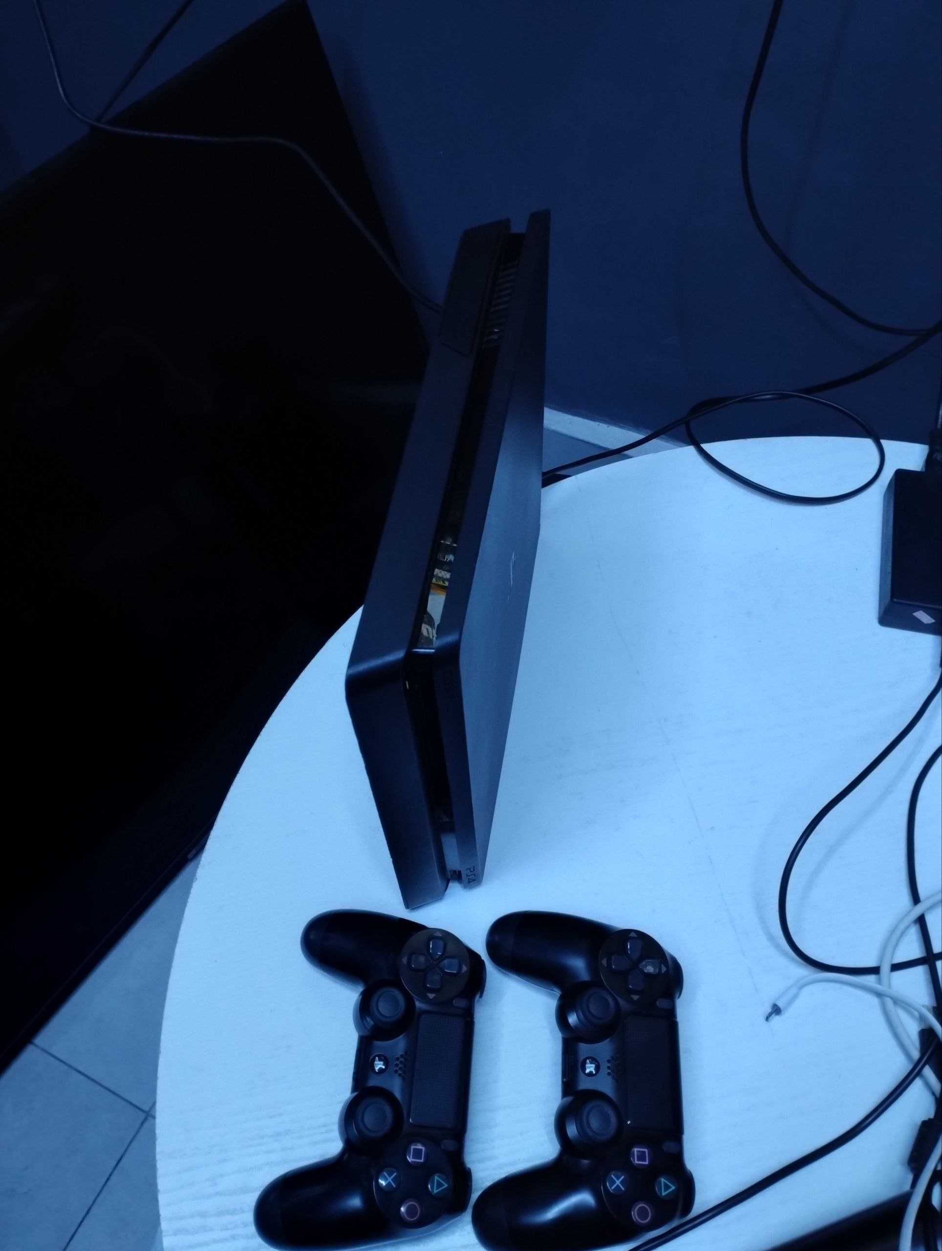 Playstation 4 slim 1 tb