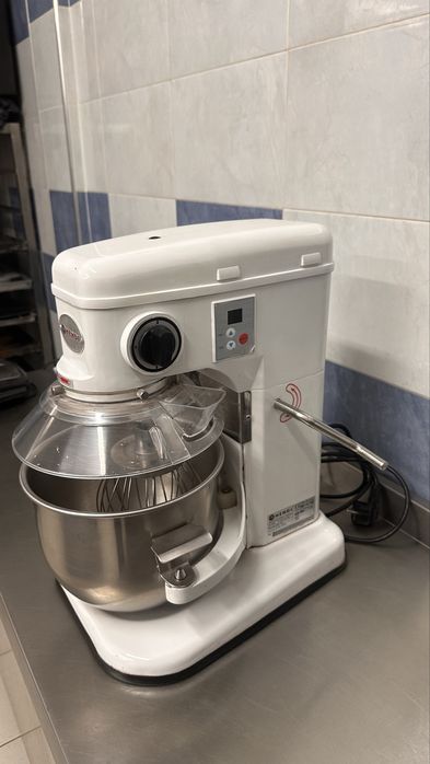 Планетарен миксер 7литра