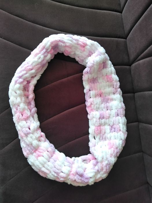 Ръчно плетен шал