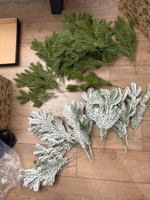 Lot de globuri, crengute, lumanari pt aranjamente de Craciun