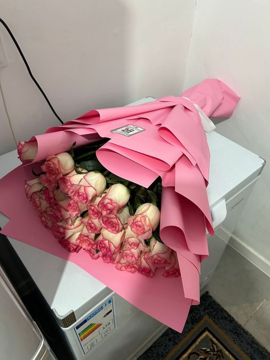 Цветы розы свежие