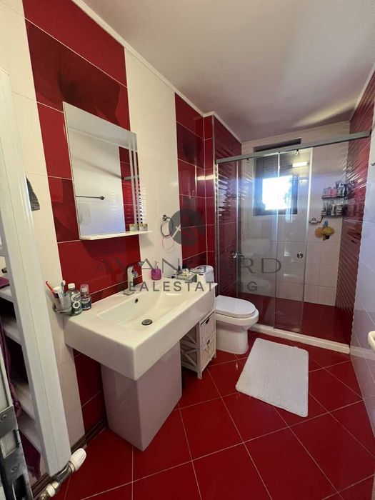 Продава се Къща в Пловдив, Остромила - 240 кв.м за 1212 €/кв.м - Снимка #19