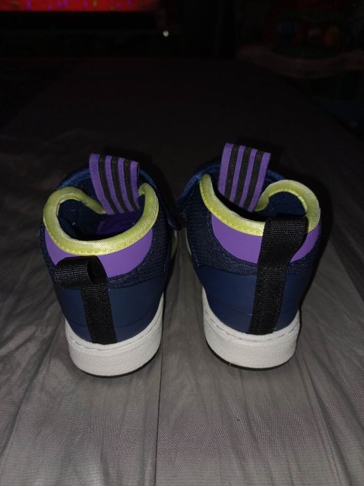 Детски кецове Adidas, 21 номер