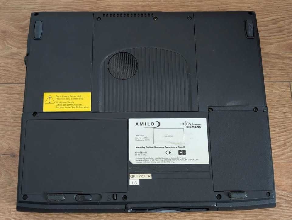 Fujitsu Amilo D (Pentium III) defect, 80 lei