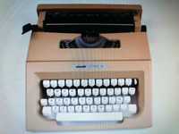 Masina de scris Olivetti 25
