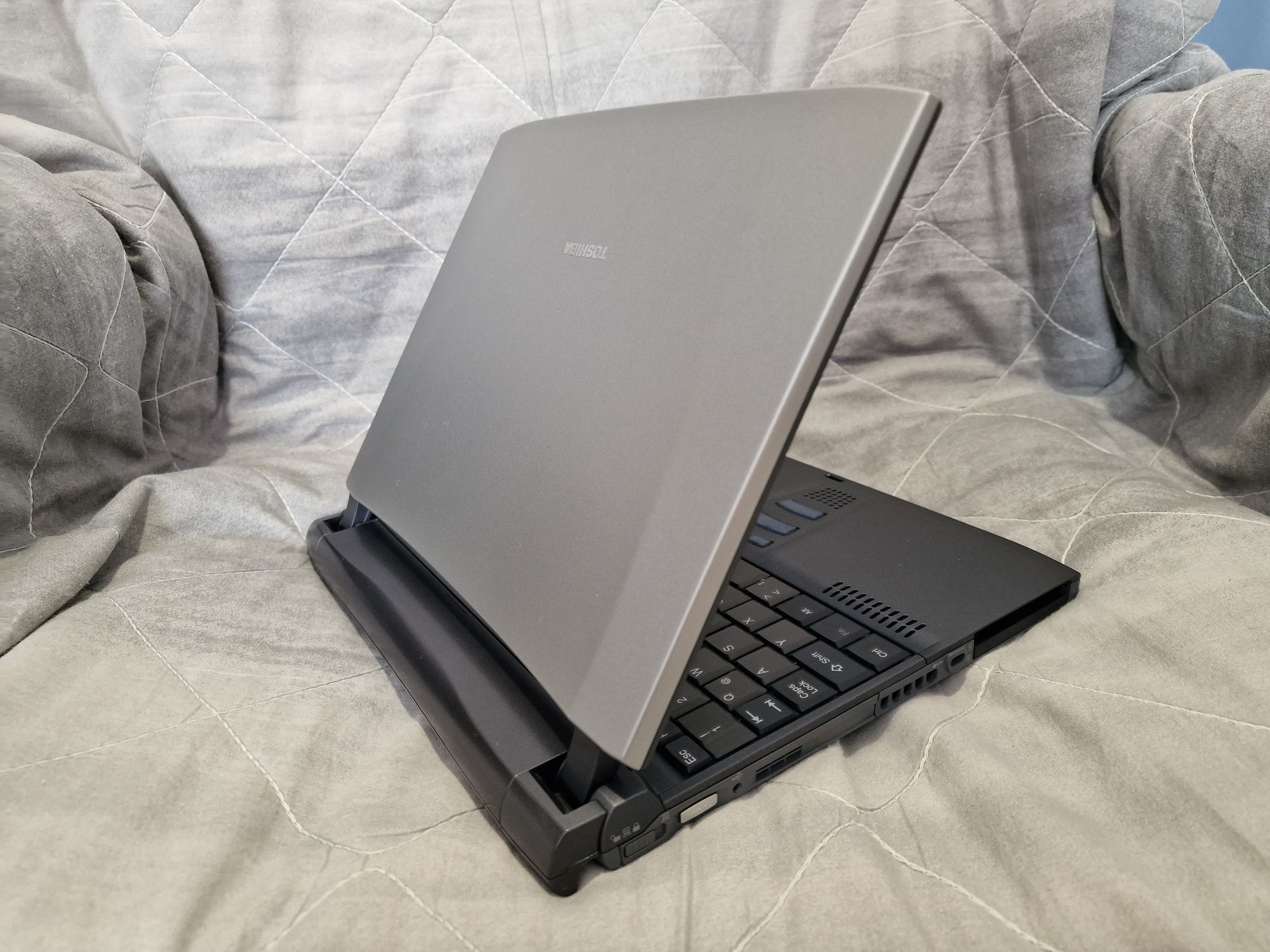 Toshiba Portege 3490ct Pentium 3 лаптоп