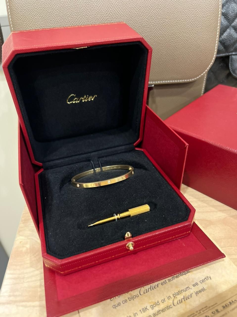Cartier love браслет
