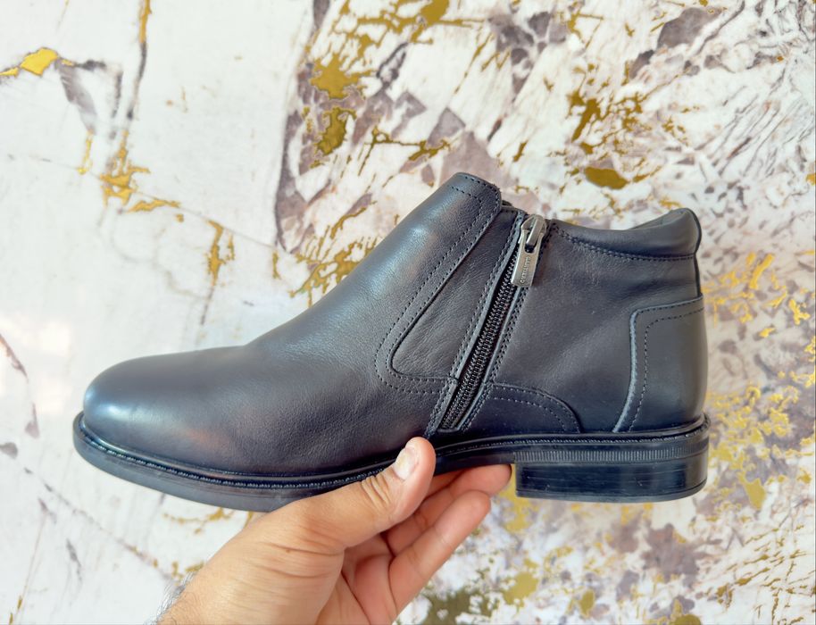 Кожаные ботинки с натуральным мехом