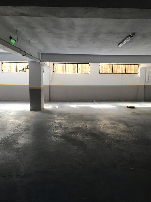 Inchiriez/vand loc de parcare subteran -Dem Radulescu