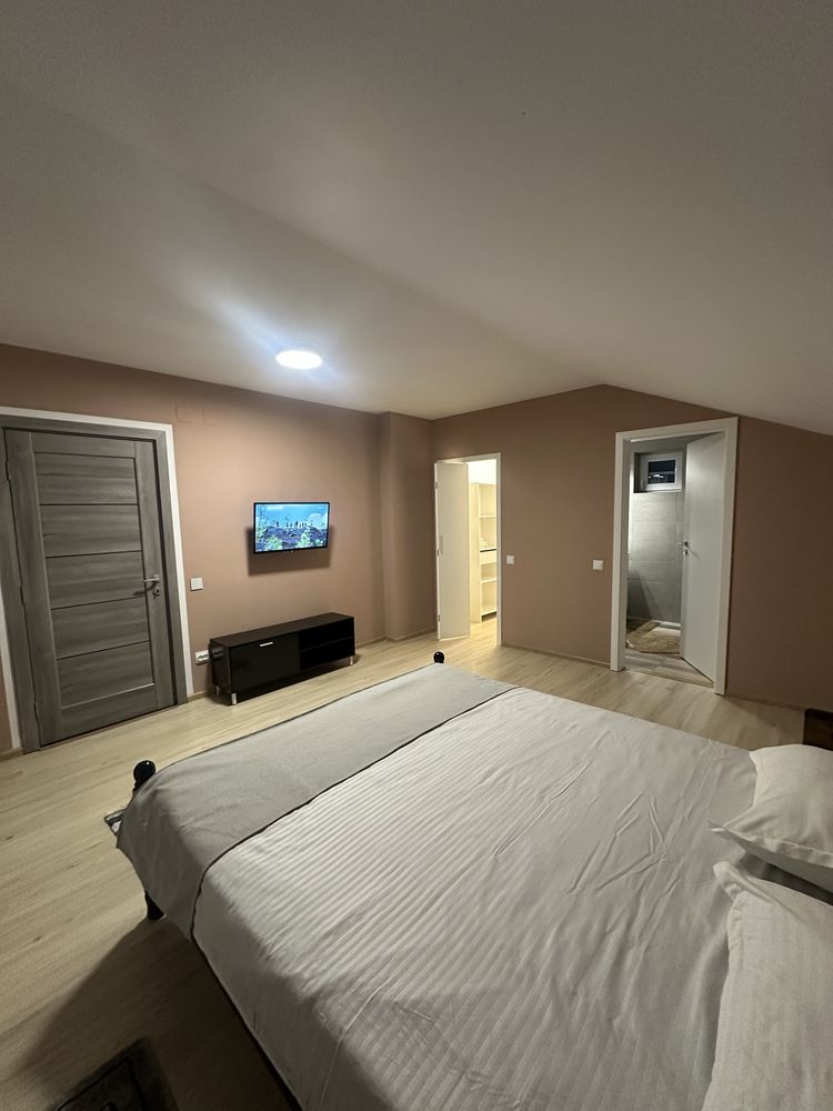 Cazare in Azuga -Camere de inchiriat (Azuga Home pe Booking )